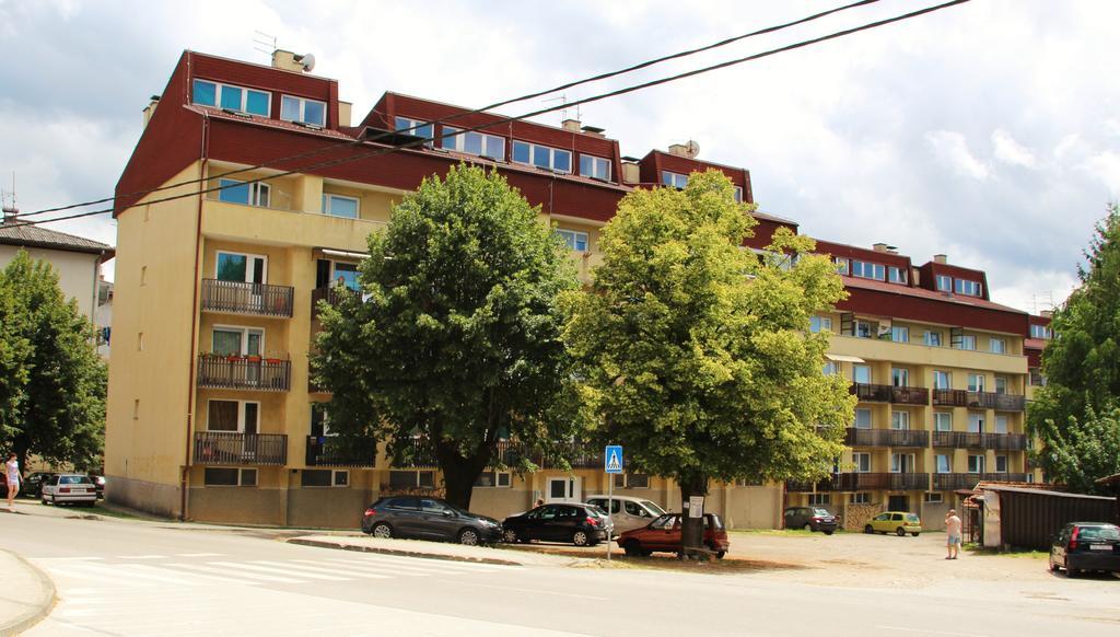 Apartman Drenovac สลูน ภายนอก รูปภาพ